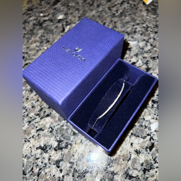 SWAROVSKI BRACELET NWT - Picture 5 of 5